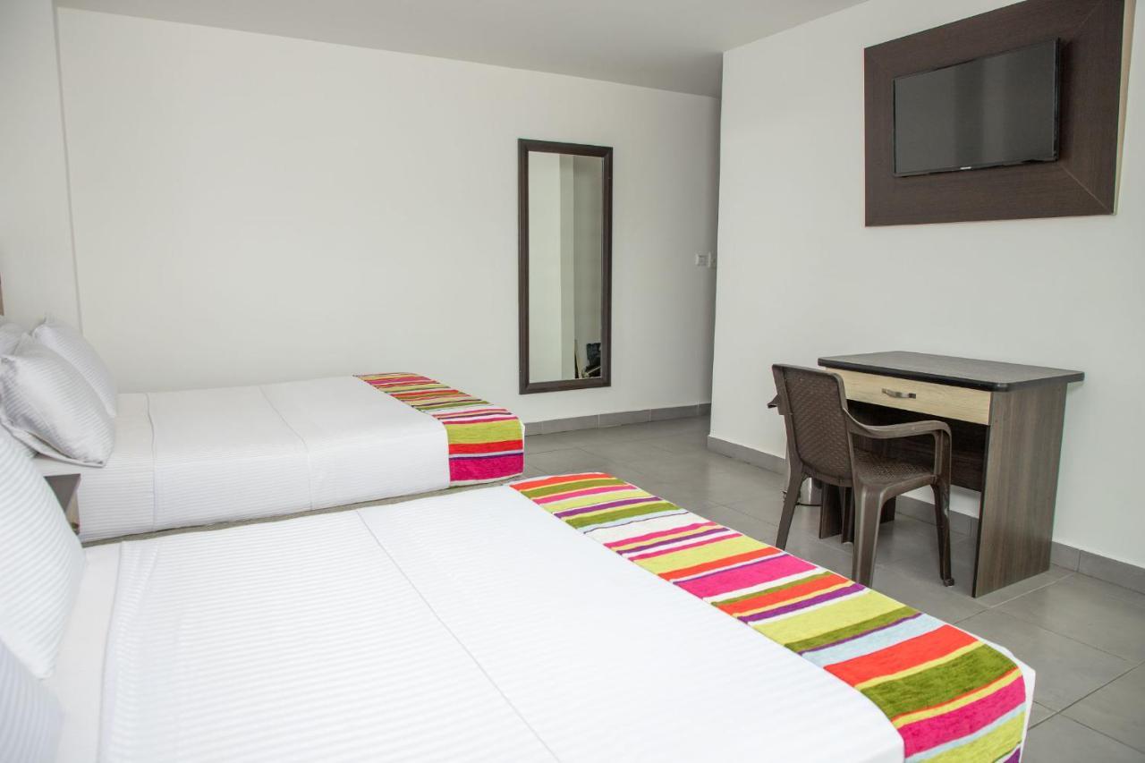 Hotel Anamela Maní Extérieur photo