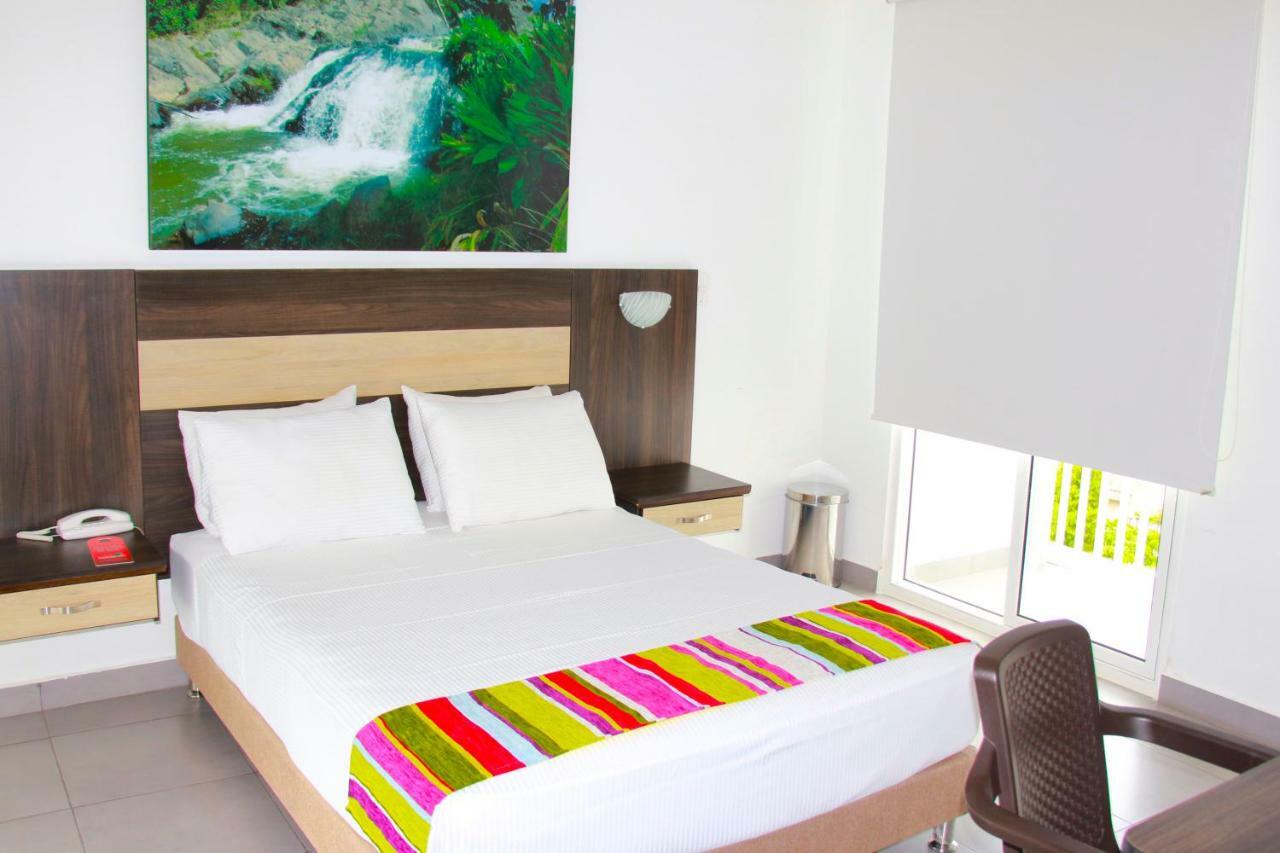 Hotel Anamela Maní Extérieur photo