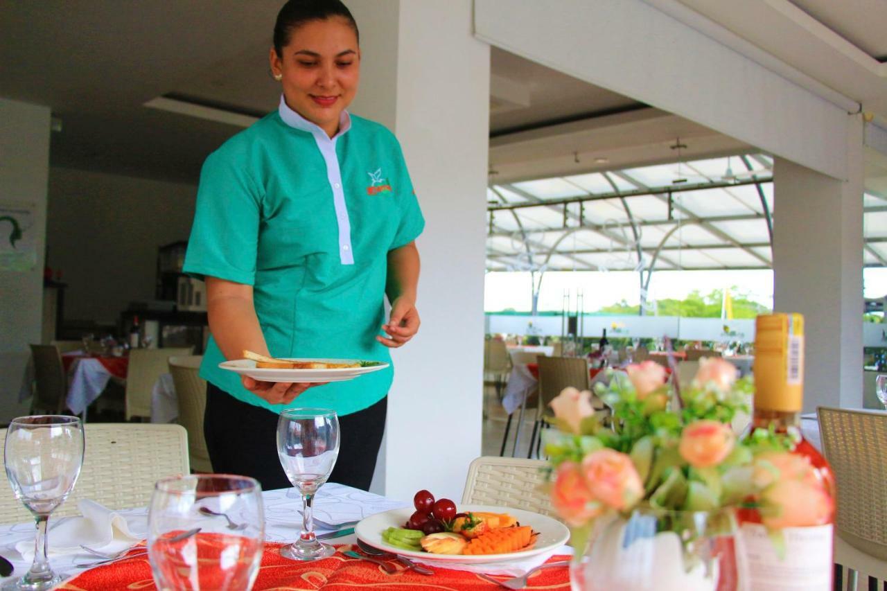 Hotel Anamela Maní Extérieur photo